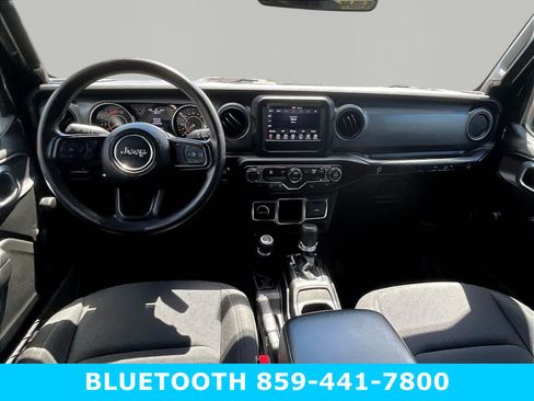 Used 2023 Jeep Wrangler Unlimited Sport AWD/4WD image 7