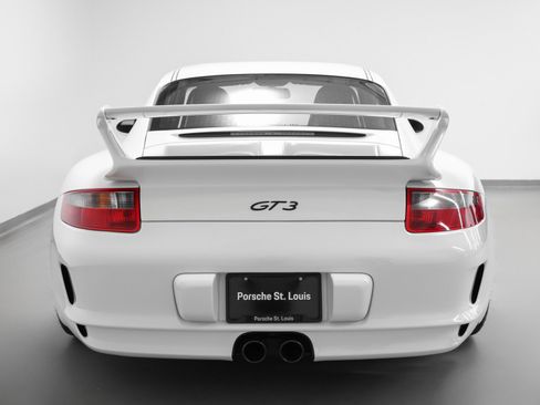 Used 2007 Porsche 911 GT3 image 11