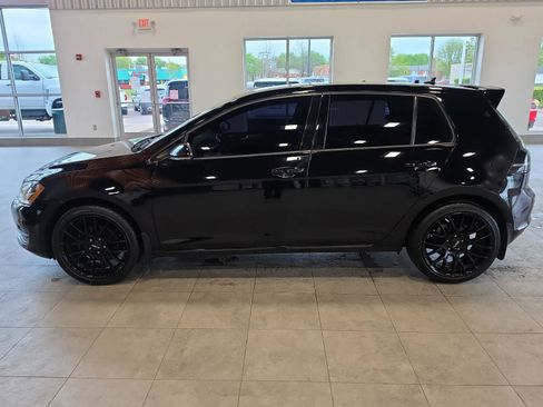 Used 2015 Volkswagen Golf TDI S FWD image 10