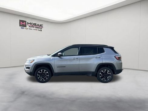 Used 2020 Jeep Compass Trailhawk AWD/4WD image 5
