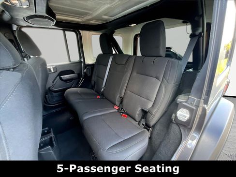 Used 2022 Jeep Wrangler Unlimited Sport AWD/4WD image 21