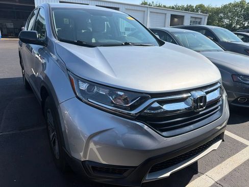 Used 2019 Honda CR-V LX image 5