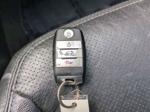 Used 2015 Kia Sorento SX FWD image 30