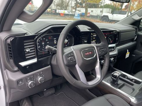 New 2026 GMC Sierra 1500 SLT w/ SLT Premium Package image 10