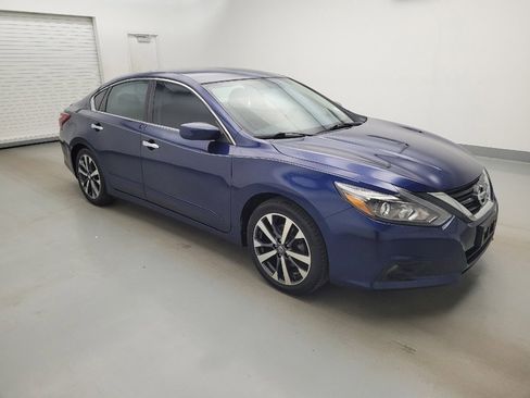 Used 2017 Nissan Altima 2.5 SR FWD image 11