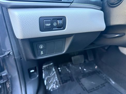 Used 2019 Honda Accord LX image 10