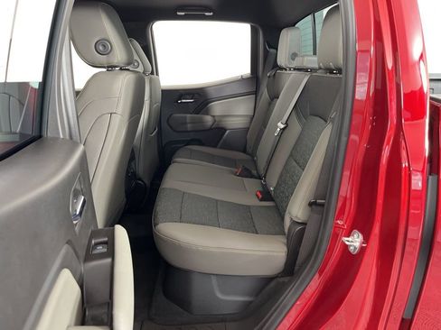 Certified 2024 Chevrolet Colorado ZR2 w/ Technology Package image 26