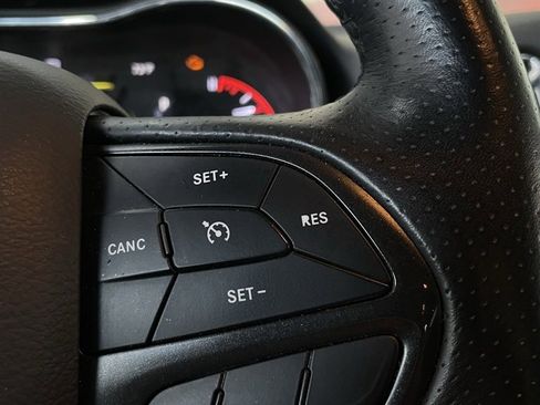 Used 2018 Dodge Durango SXT w/ Quick Order Package 2BB image 26