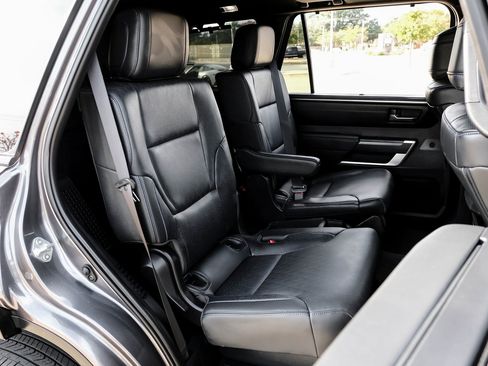 Used 2023 Toyota Sequoia Platinum image 40