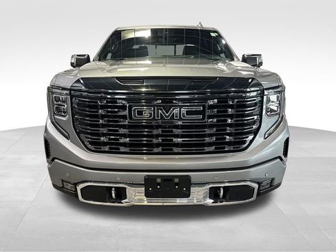 Used 2024 GMC Sierra 1500 Denali Ultimate AWD/4WD image 2