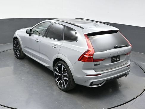 Used 2024 Volvo XC60 B5 Ultimate w/ Protection Package Premier AWD/4WD image 36