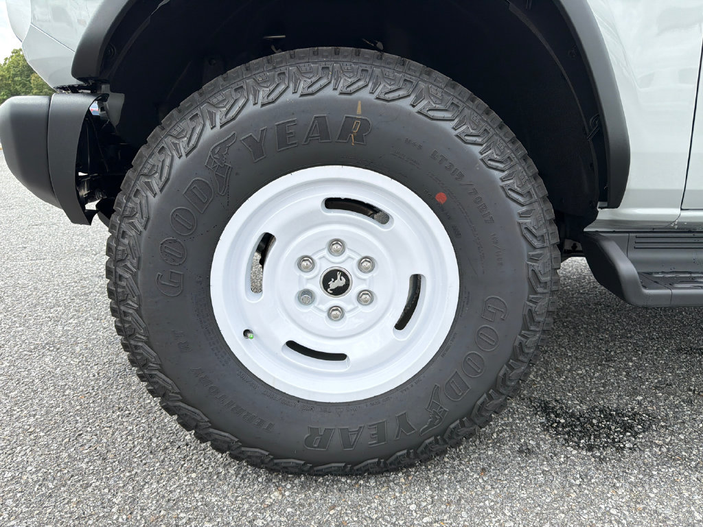 New 2026 Ford Bronco Heritage Edition AWD/4WD image 11
