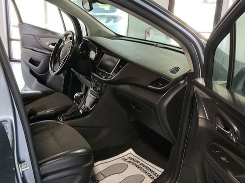 Used 2019 Buick Encore Preferred AWD/4WD image 4