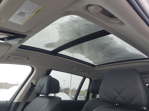 New 2026 BMW X7 xDrive40i w/ Premium Package image 8