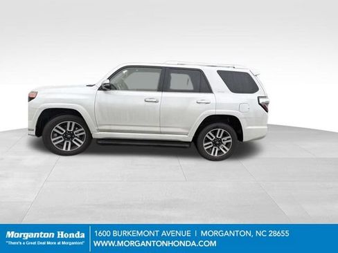 Used 2024 Toyota 4Runner Limited AWD/4WD image 2