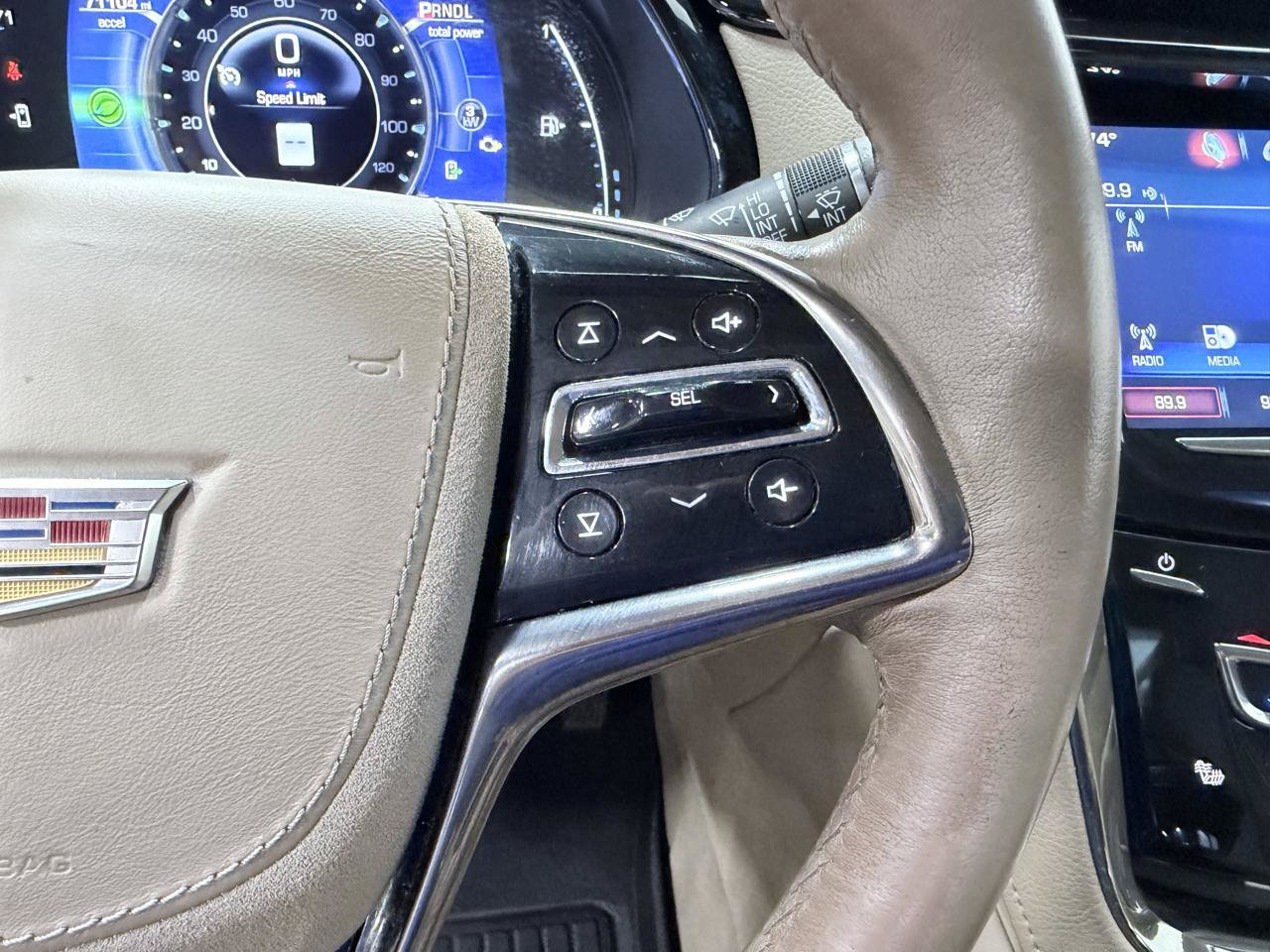 Used 2016 Cadillac ELR FWD image 38