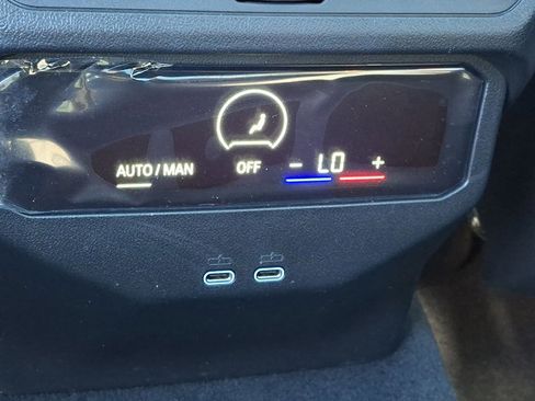 Certified 2025 BMW X3 xDrive30i w/ Premium Package AWD/4WD image 11