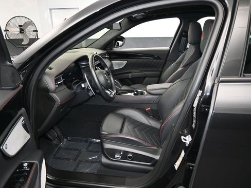 Used 2023 Maserati Grecale Modena image 12