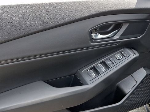 Used 2025 Honda Accord SE image 12