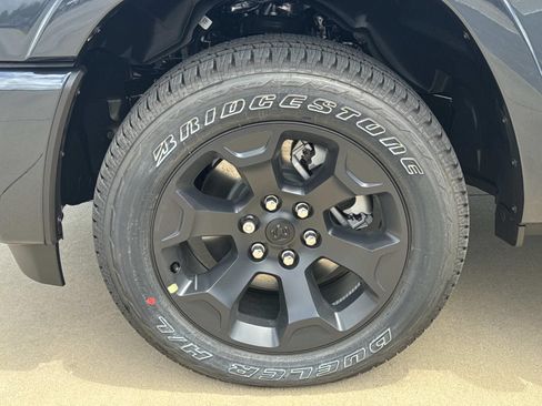 New 2026 RAM 1500 4x4 Crew Cab image 4