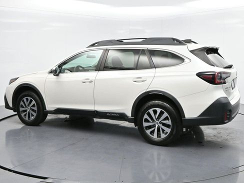 Used 2020 Subaru Outback Premium AWD/4WD image 5