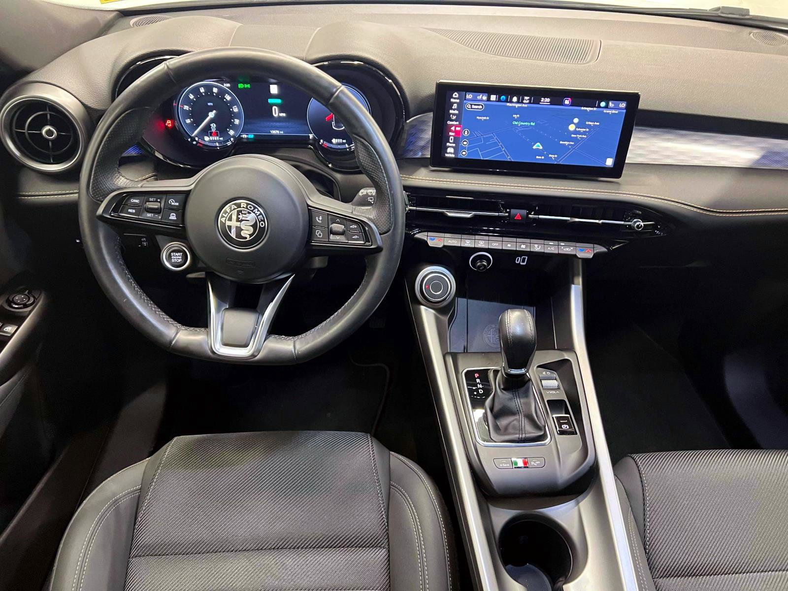 Used 2024 Alfa Romeo Tonale Ti AWD/4WD image 13