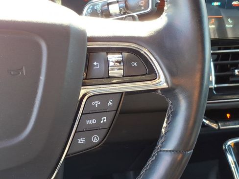 Used 2022 Lincoln Navigator Reserve AWD/4WD image 22
