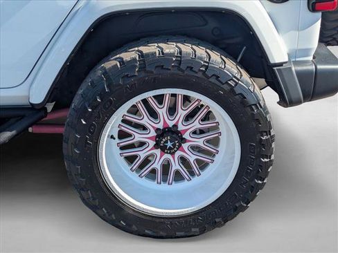 Used 2021 Jeep Wrangler Unlimited Sahara w/ Cold Weather Group image 24