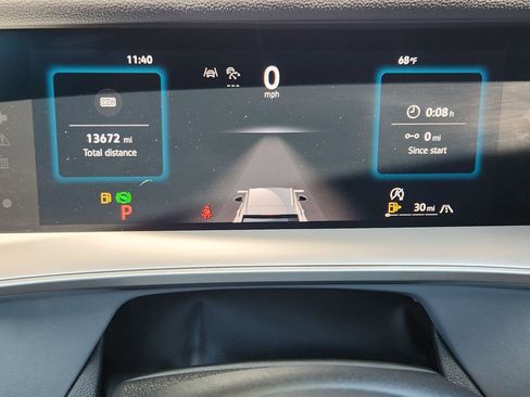 Used 2025 Volkswagen Tiguan SE R-Line AWD/4WD image 7