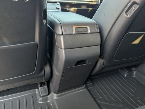 Used 2026 Hyundai Santa Fe SEL FWD image 25