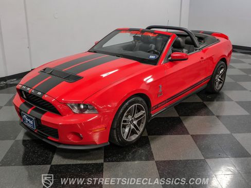Used 2010 Ford Mustang Shelby GT500 RWD image 35