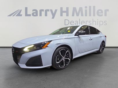 Used 2023 Nissan Altima 2.5 SR