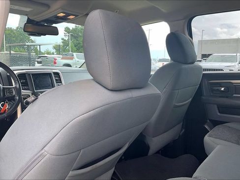Used 2018 RAM 1500 Big Horn AWD/4WD image 34