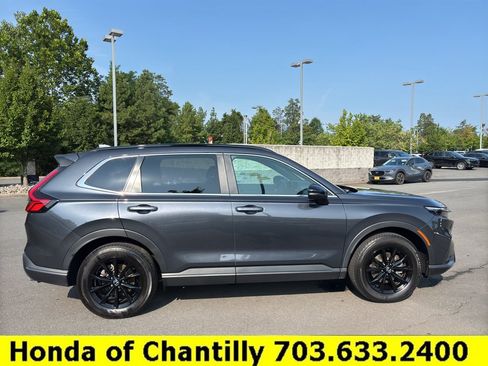 Certified 2025 Honda CR-V Sport image 8