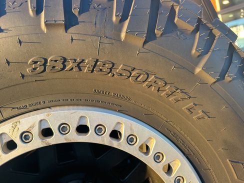 Used 2021 Jeep Wrangler Unlimited Rubicon 4xe image 39