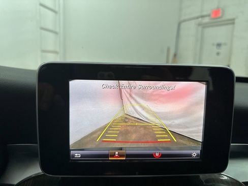 Used 2018 Mercedes-Benz C 300 4MATIC Sedan image 17
