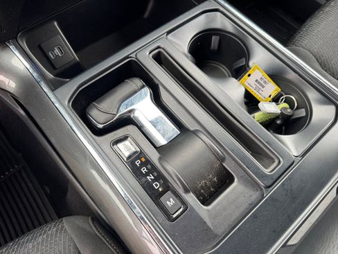 Certified 2022 Ford F150 XLT w/ Equipment Group 302A High image 22