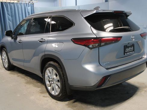 Used 2021 Toyota Highlander Limited image 36