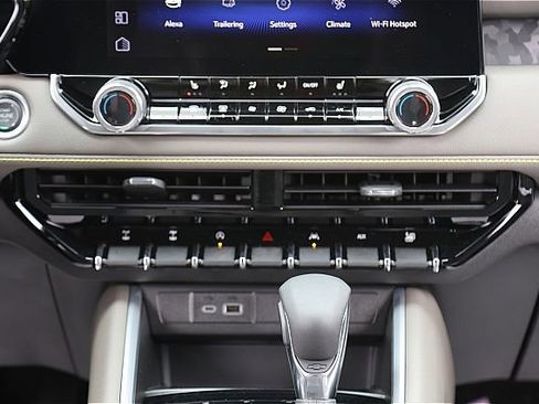 New 2024 Chevrolet Colorado ZR2 w/ ZR2 Bison Edition AWD/4WD image 12