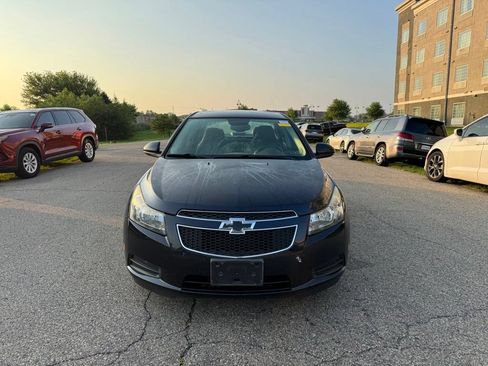 Used 2014 Chevrolet Cruze LT FWD image 12