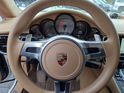 Used 2015 Porsche Panamera GTS image 20