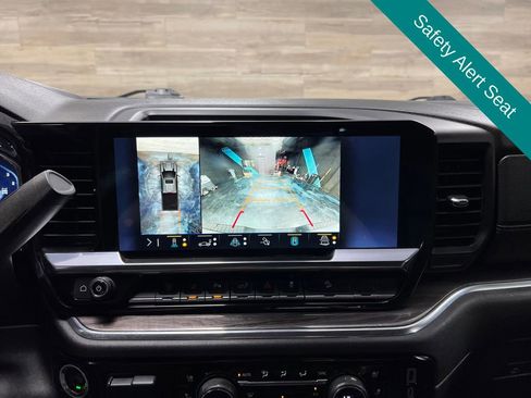 Used 2024 Chevrolet Silverado 2500 LTZ w/ LTZ Plus Package image 12