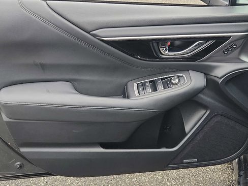 Used 2020 Subaru Outback Limited image 12