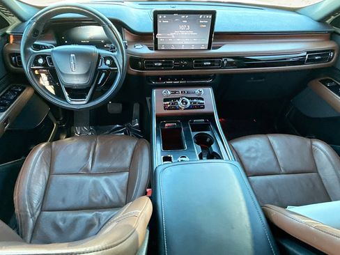 Used 2023 Lincoln Aviator Reserve w/ Equipment Group 201A image 17