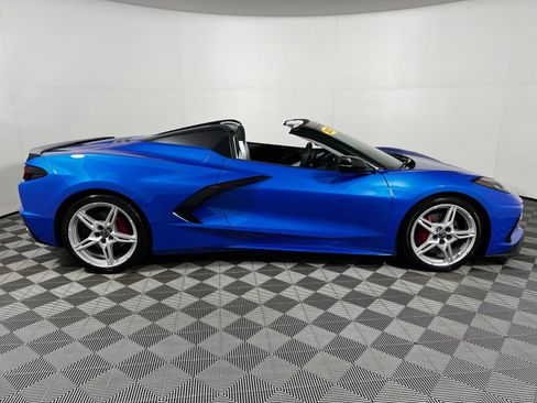 Used 2025 Chevrolet Corvette Stingray Premium Conv w/ Stealth Interior Trim Package RWD image 4