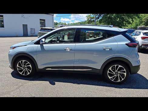 Certified 2023 Chevrolet Bolt EUV Premier FWD image 5