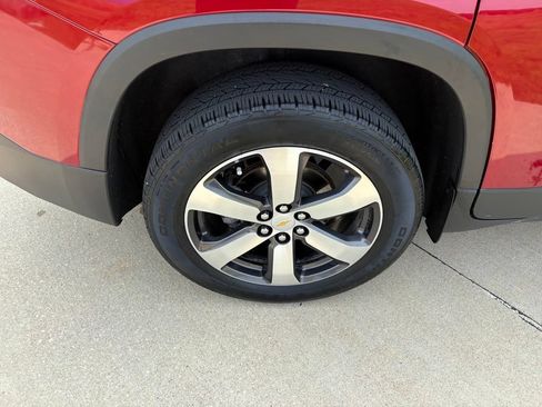 Used 2023 Chevrolet Traverse LT w/ LT Premium Package AWD/4WD image 63