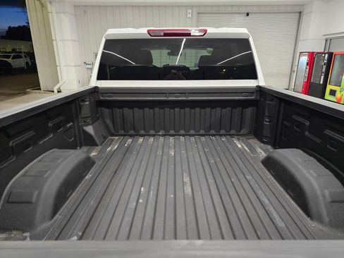 Used 2025 Chevrolet Silverado 2500 Custom w/ Custom Value Package AWD/4WD image 6