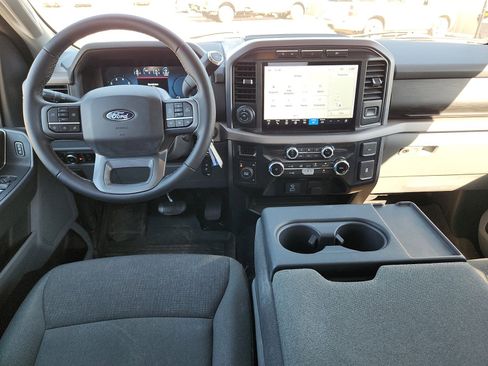 Used 2024 Ford F150 XLT image 11