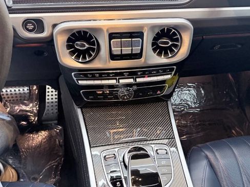 Used 2024 Mercedes-Benz G 63 AMG 4MATIC image 17